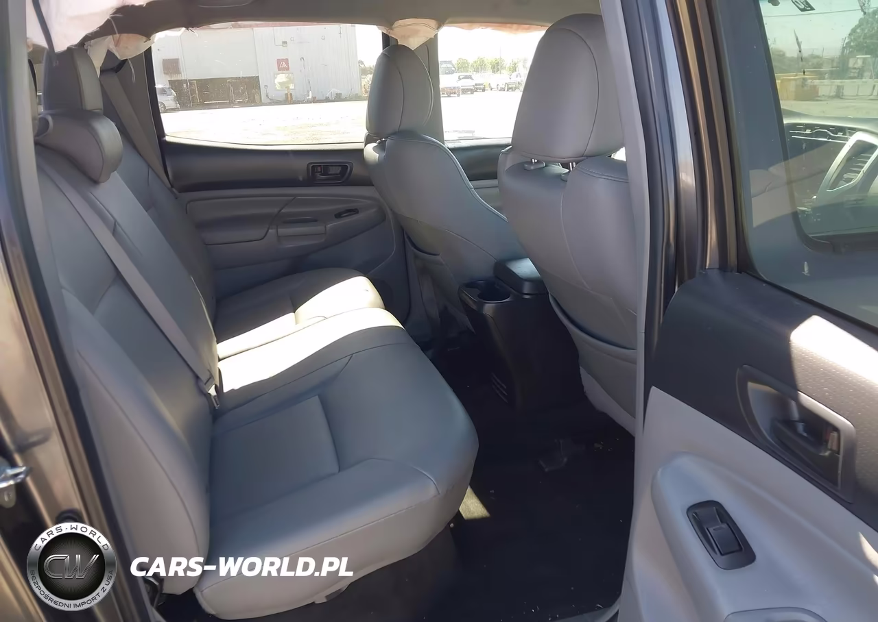 2015 Toyota Tacoma Prerunner V6 VIN:3TMKU4HN7FM045205 - 8