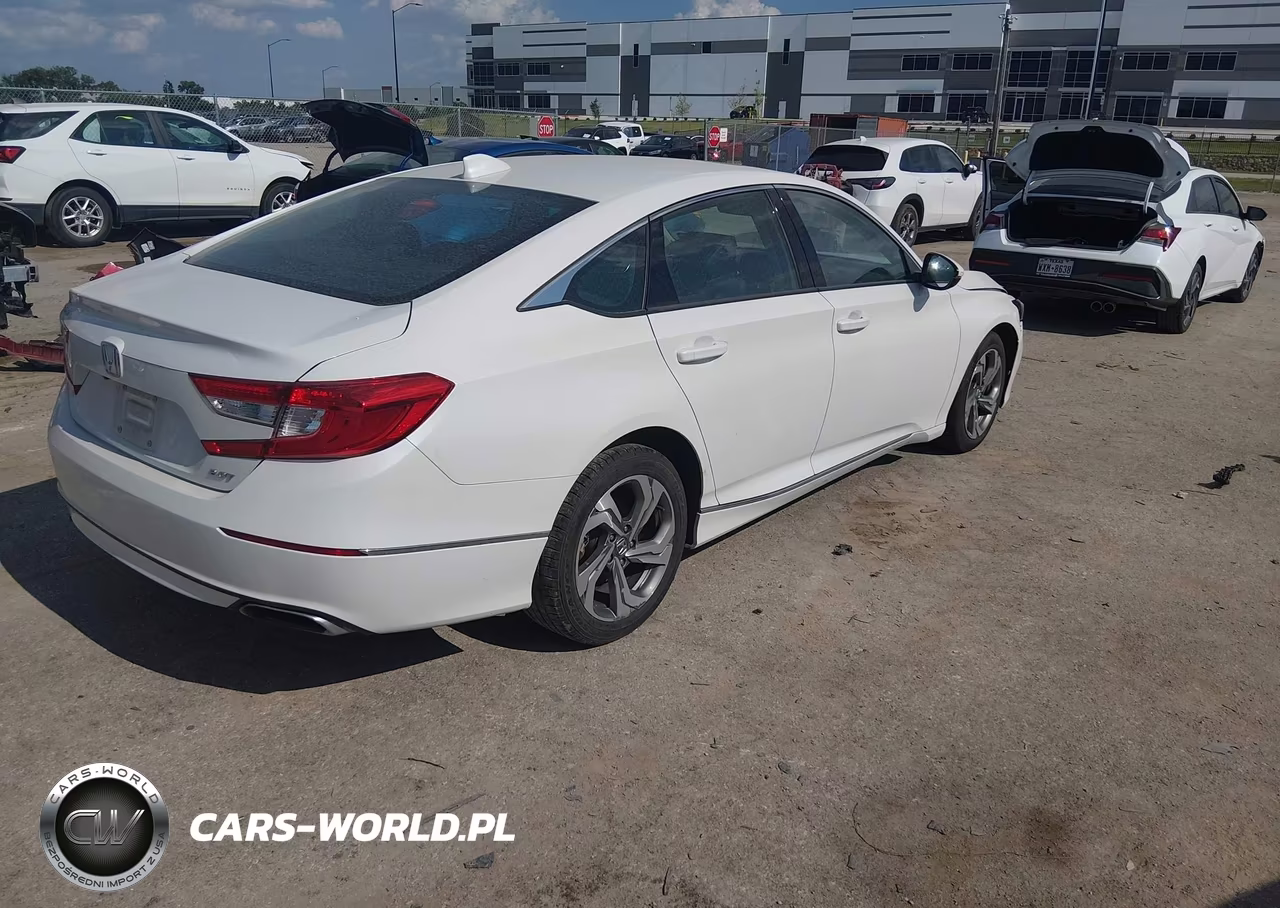 2018 Honda Accord Ex-L 2.0T VIN:1HGCV2F57JA017825 - 4