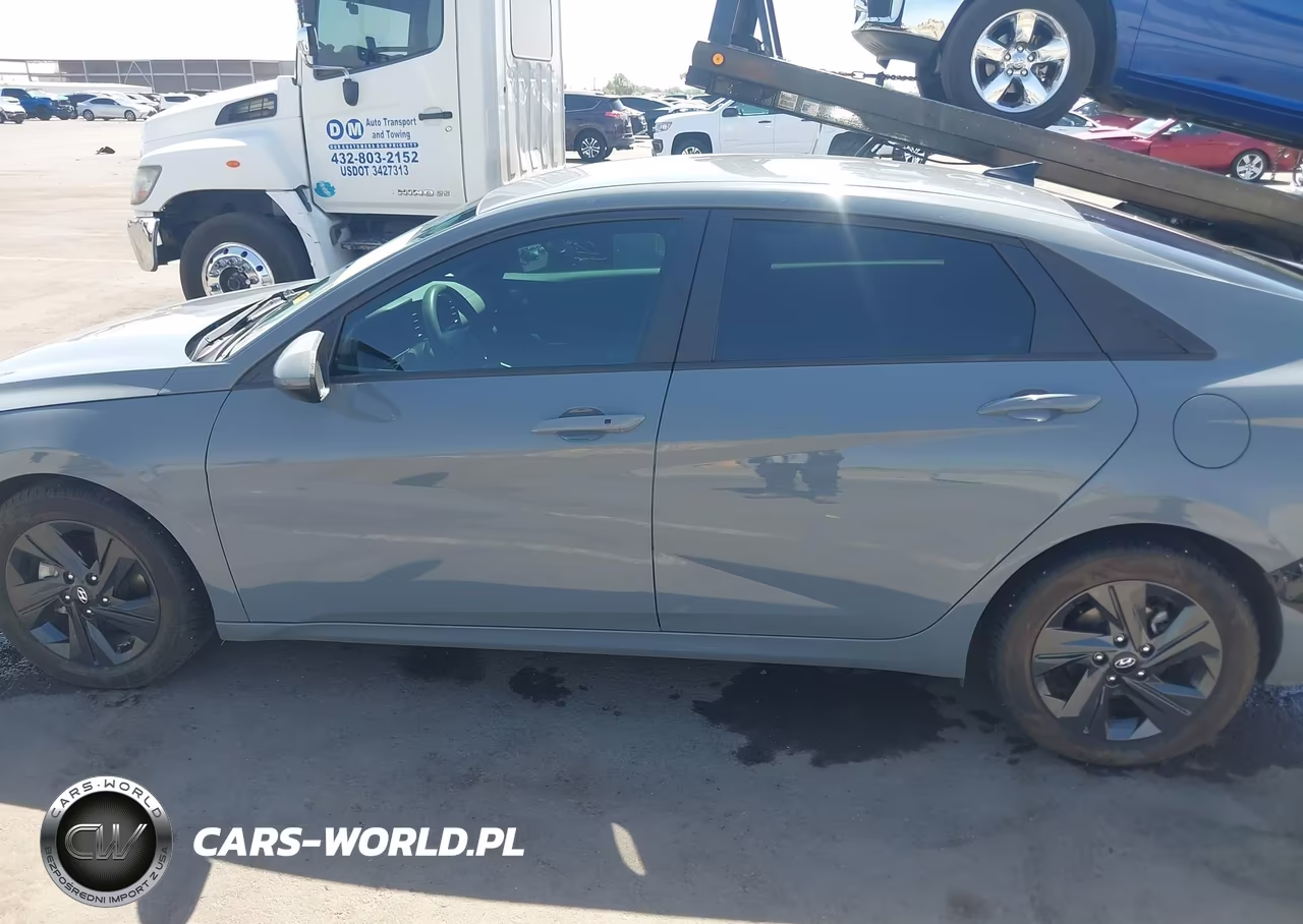 2022 Hyundai Elantra Sel VIN:KMHLM4AG2NU350391 - 14