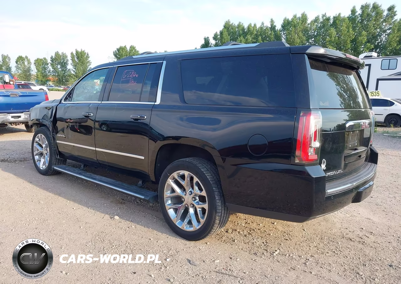 2017 GMC Yukon Xl Denali VIN:1GKS2HKJ4HR202312 - 3