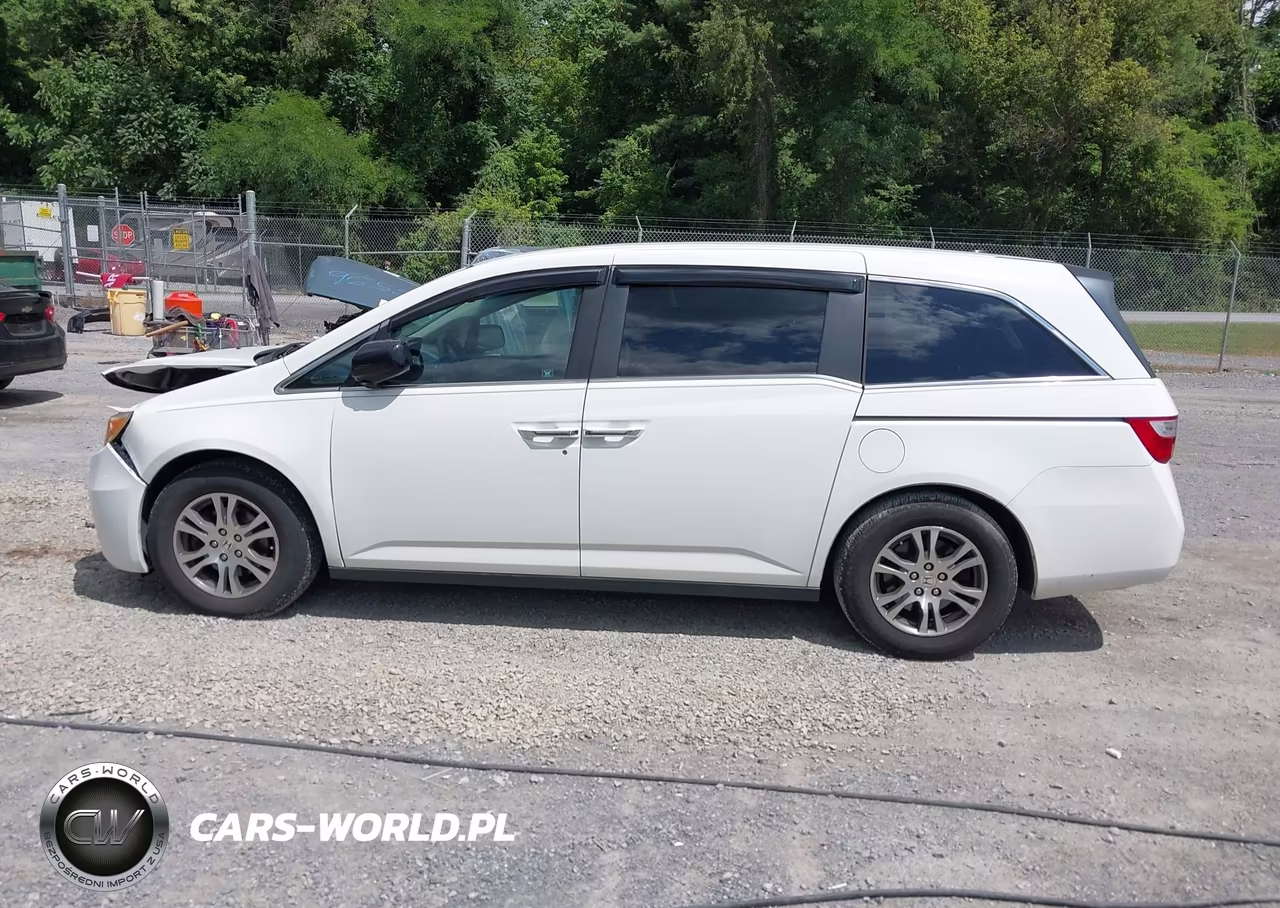 2011 Honda Odyssey Ex-L VIN:5FNRL5H64BB103124 - 14