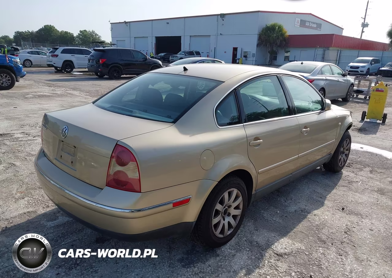 2001 Volkswagen Passat Gls VIN:WVWPD63B31E124657 - 4