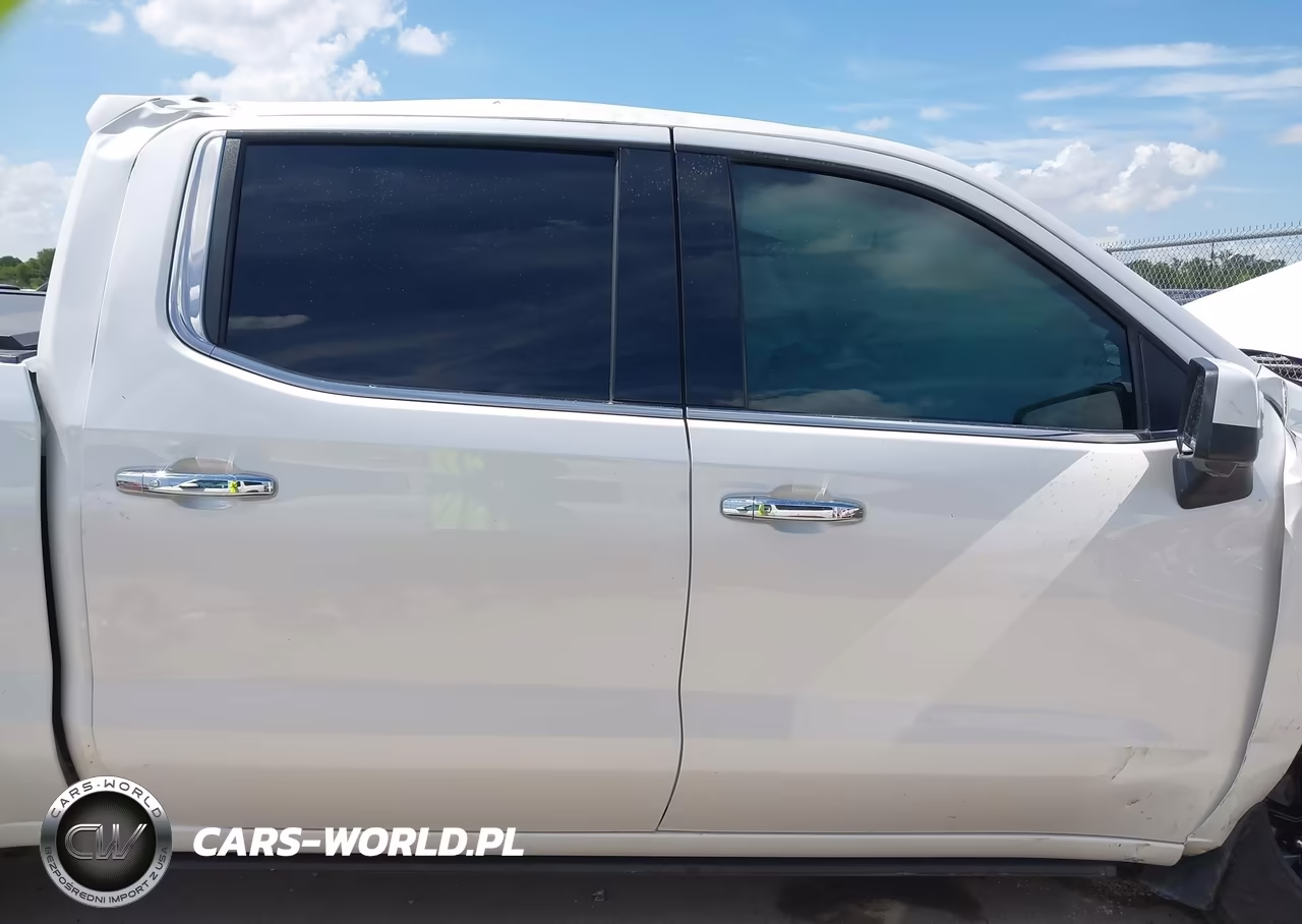 2019 Chevrolet Silverado 1500 High Country VIN:3GCUYHEL6KG304489 - 14