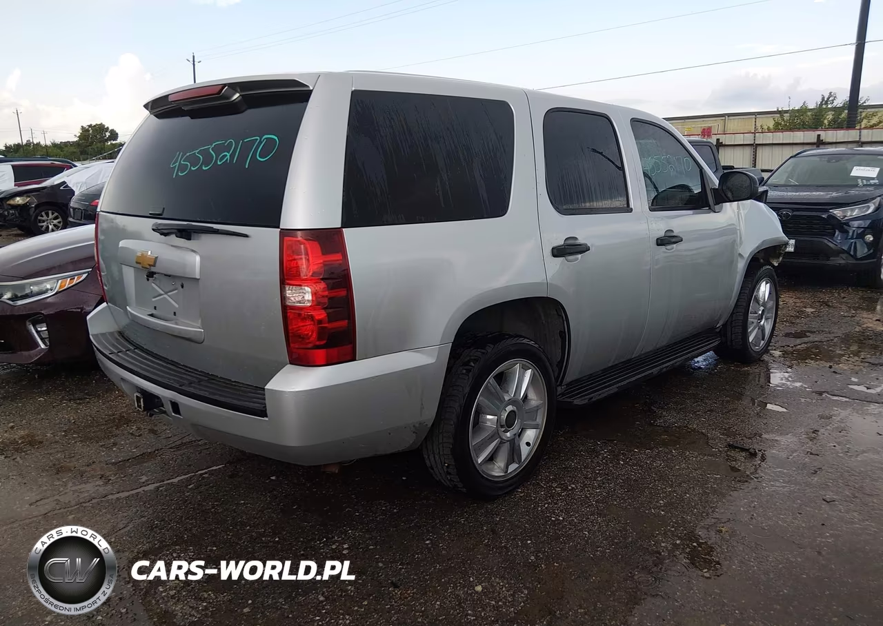 2012 Chevrolet Tahoe Commercial VIN:1GNLC2E00CR217807 - 4
