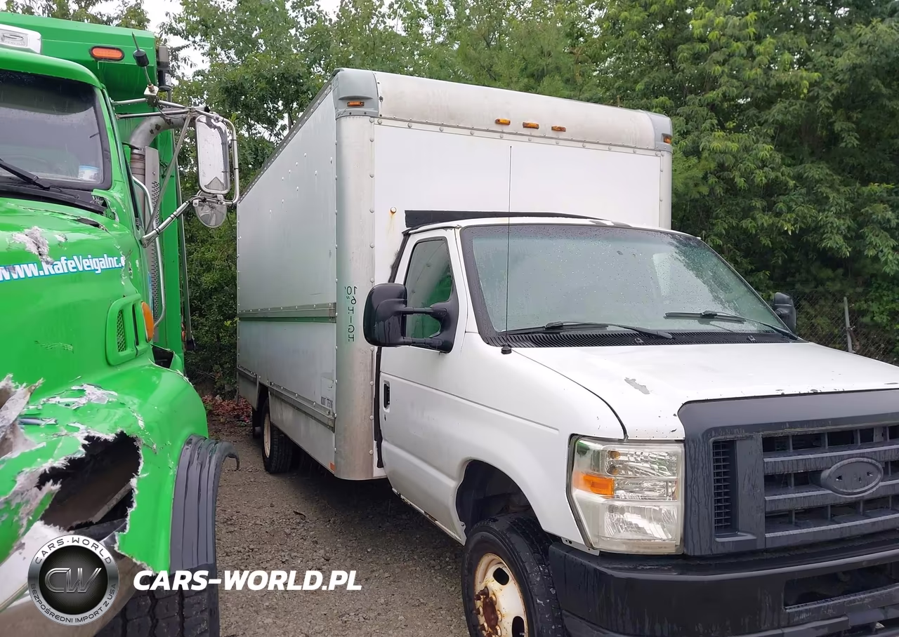 2009 Ford E-350 Cutaway VIN:1FDWE35L09DA38703 - 13