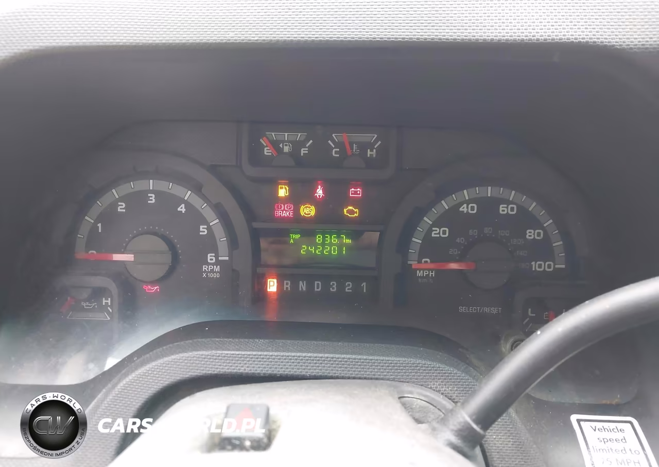2009 Ford E-350 Cutaway VIN:1FDWE35L09DA38703 - 5