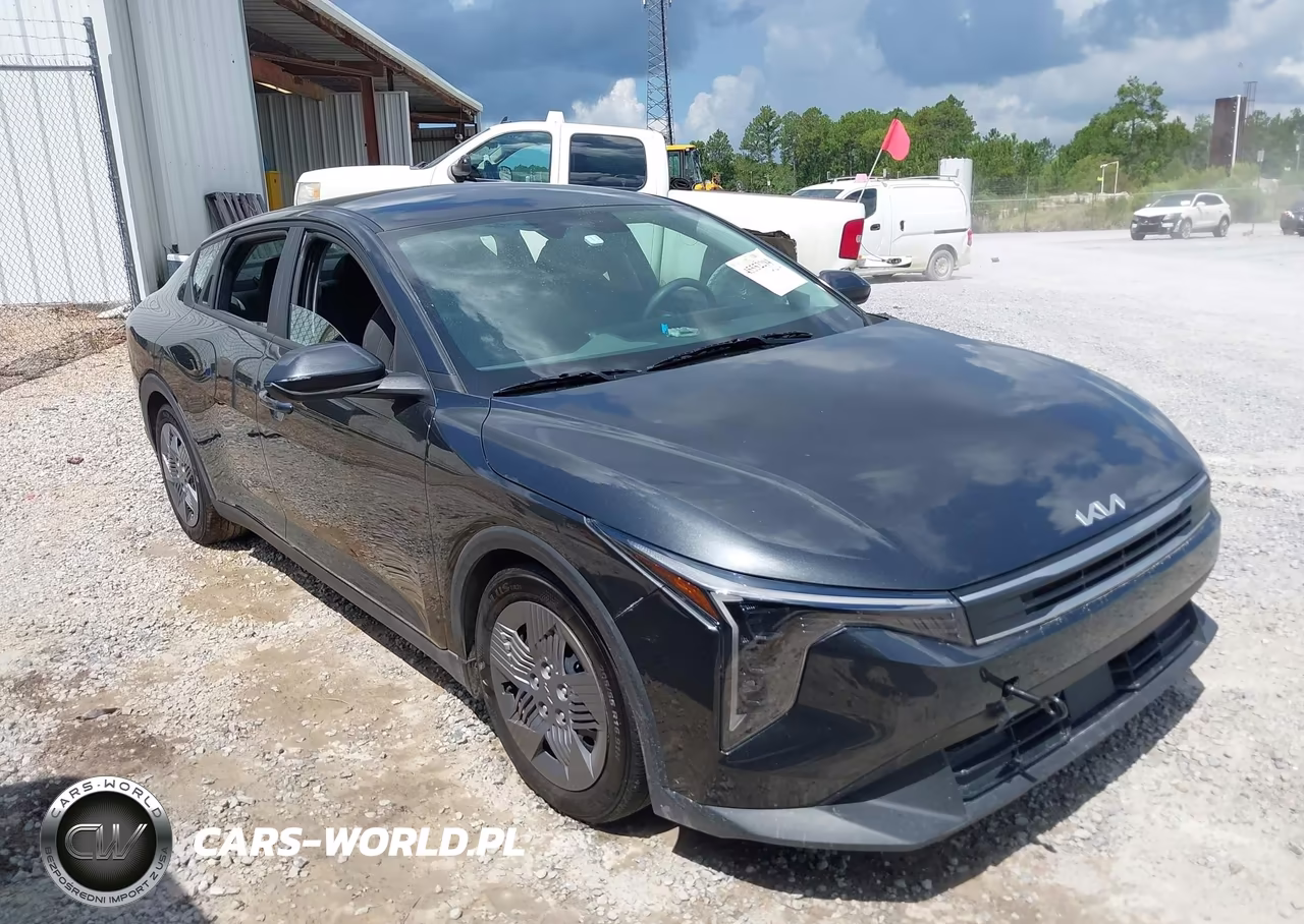 2025 Kia K4 Lx VIN:3KPFT4DE4SE072750 - 1