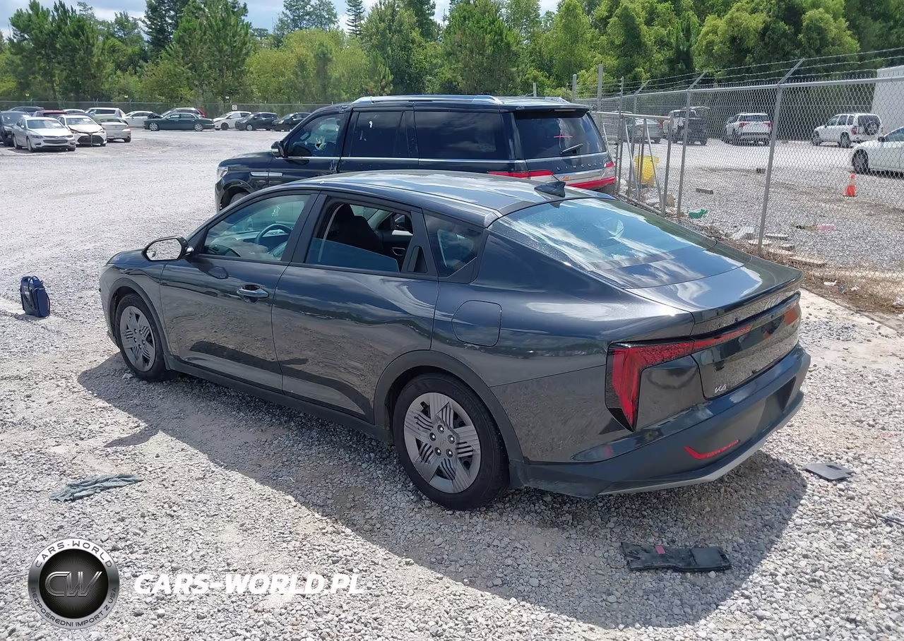 2025 Kia K4 Lx VIN:3KPFT4DE4SE072750 - 3