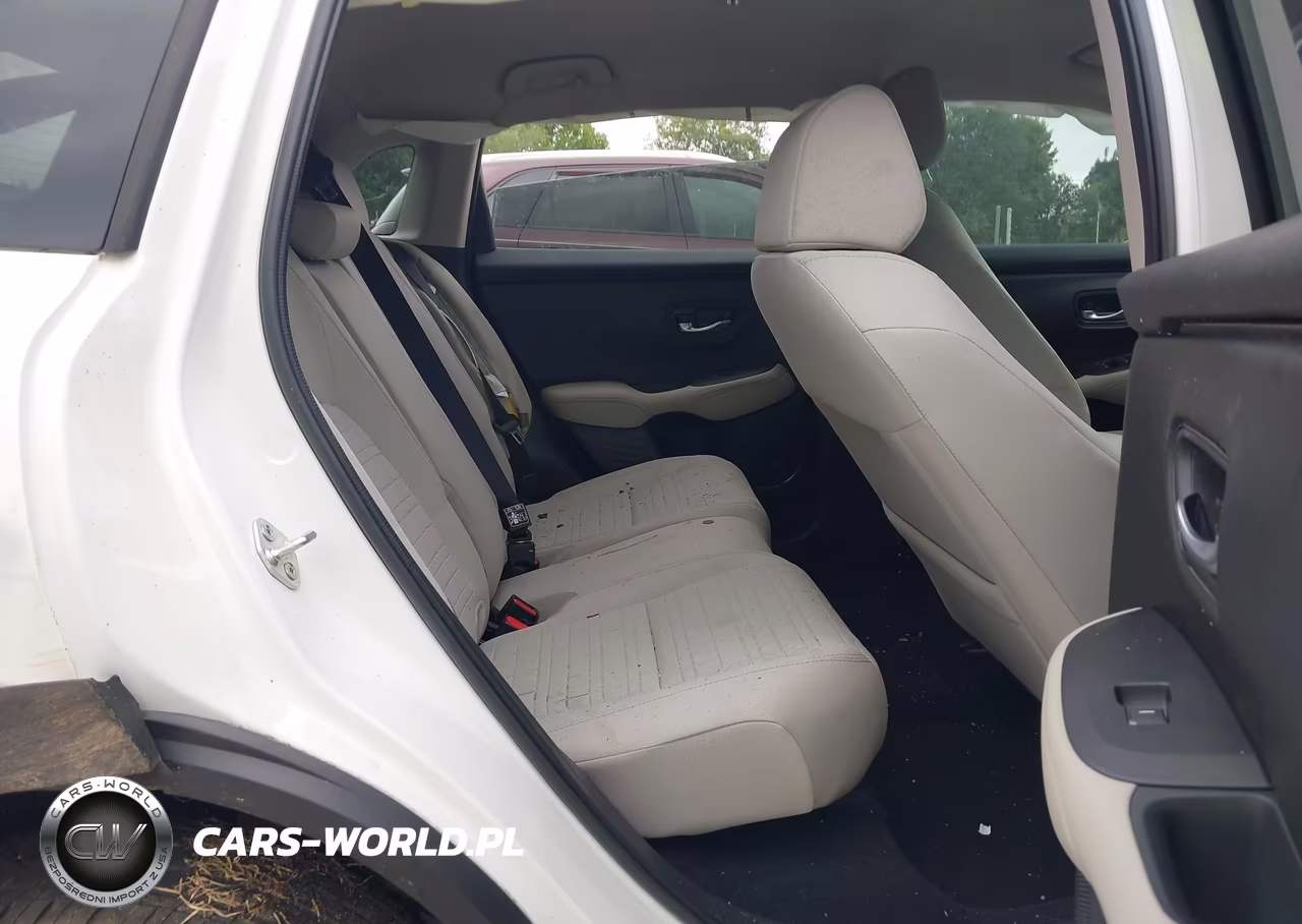 2026 Honda Hr-V Awd Lx VIN:3CZRZ2H34TM729413 - 8