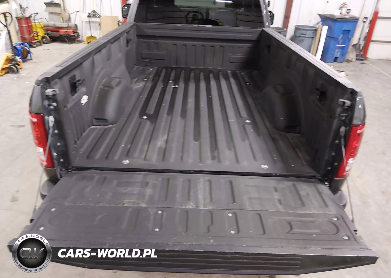2016 Ford F-150 Xlt VIN:1FTMF1EP8GKE09468 - 18