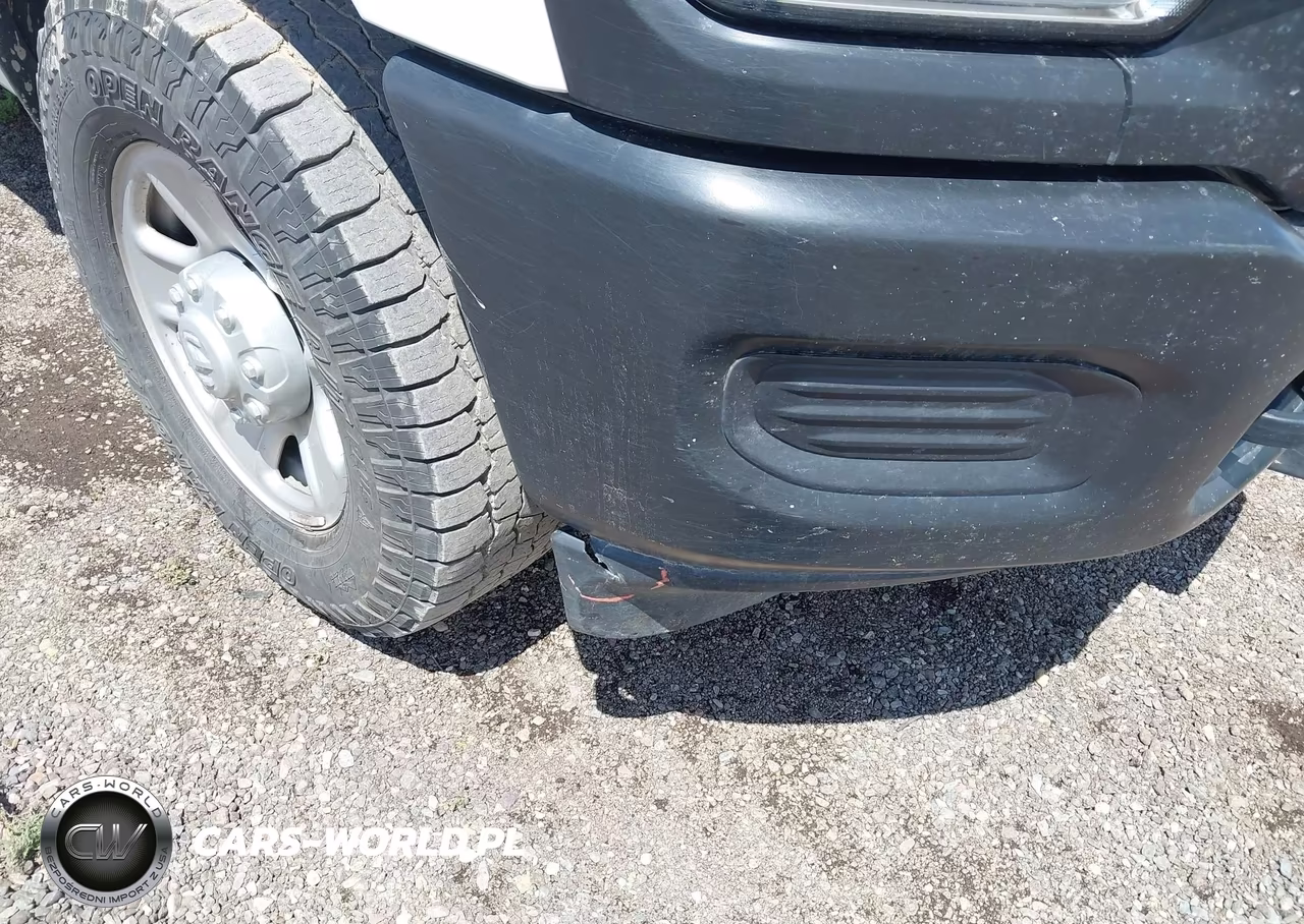 2020 Ram 3500 Tradesman 4X4 6'4 Box VIN:3C63R3CJ8LG232507 - 13