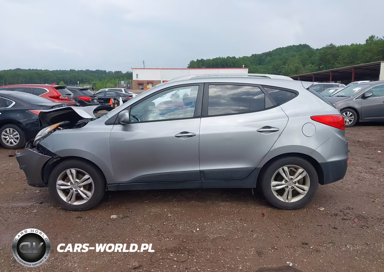 2011 Hyundai Tucson Gls VIN:KM8JU3AC4BU300344 - 14
