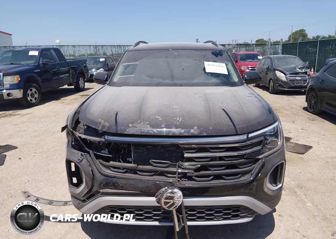 2025 Volkswagen Atlas 2.0T Peak Edition VIN:1V2CR2CA1SC501739 - 13