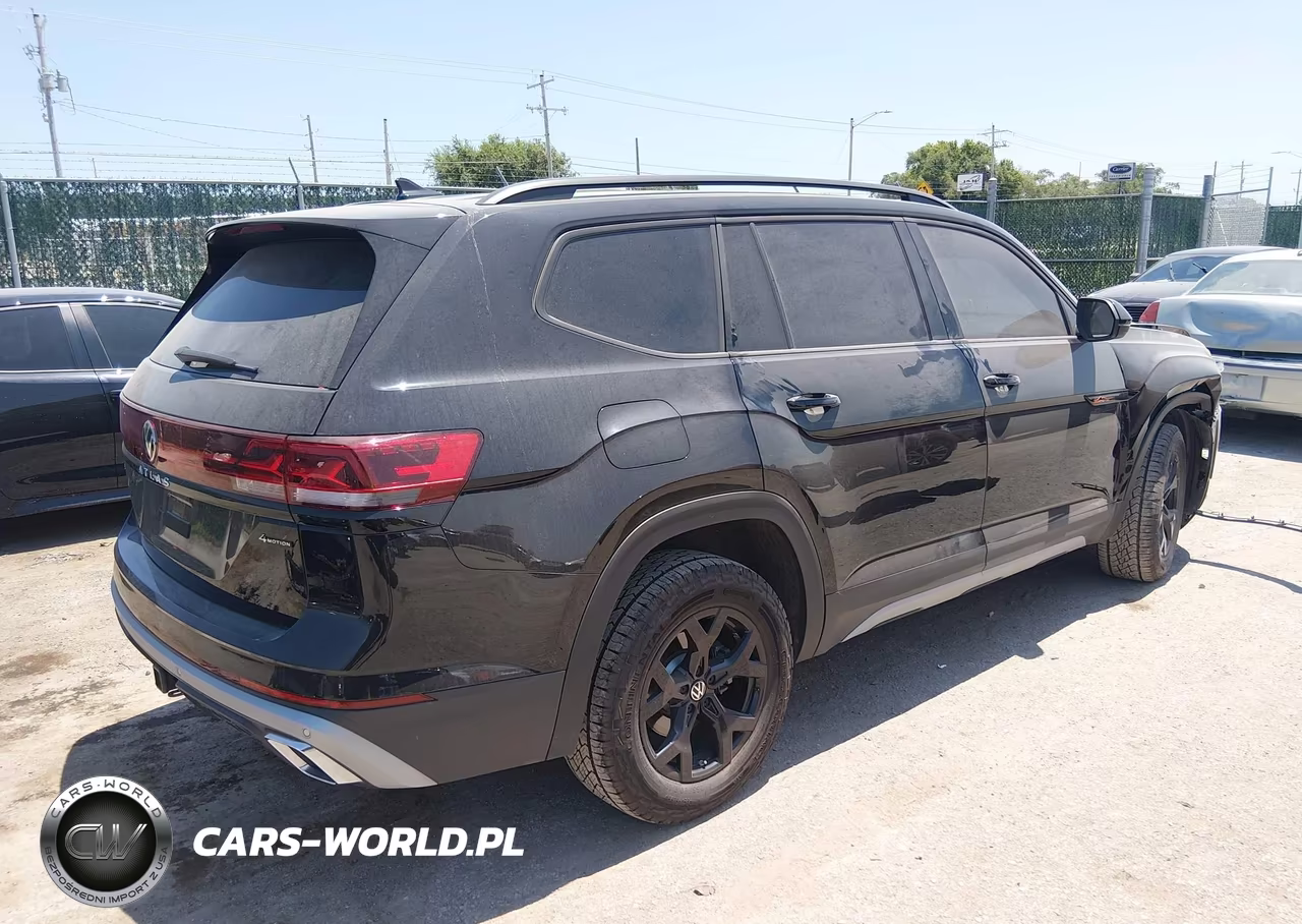 2025 Volkswagen Atlas 2.0T Peak Edition VIN:1V2CR2CA1SC501739 - 4