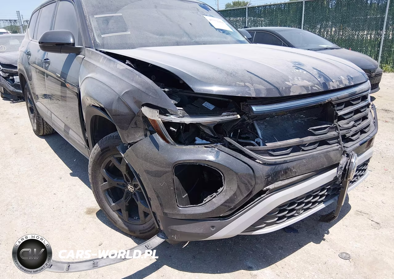 2025 Volkswagen Atlas 2.0T Peak Edition VIN:1V2CR2CA1SC501739 - 6