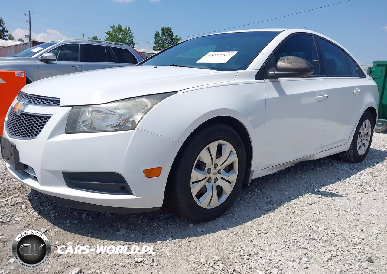 2014 Chevrolet Cruze Ls Auto VIN:1G1PA5SH5E7313113 - 6