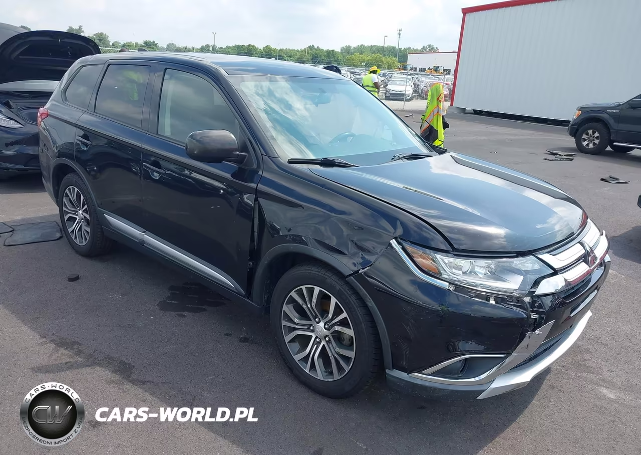 2018 Mitsubishi Outlander Es – zdjęcie 1 z 17