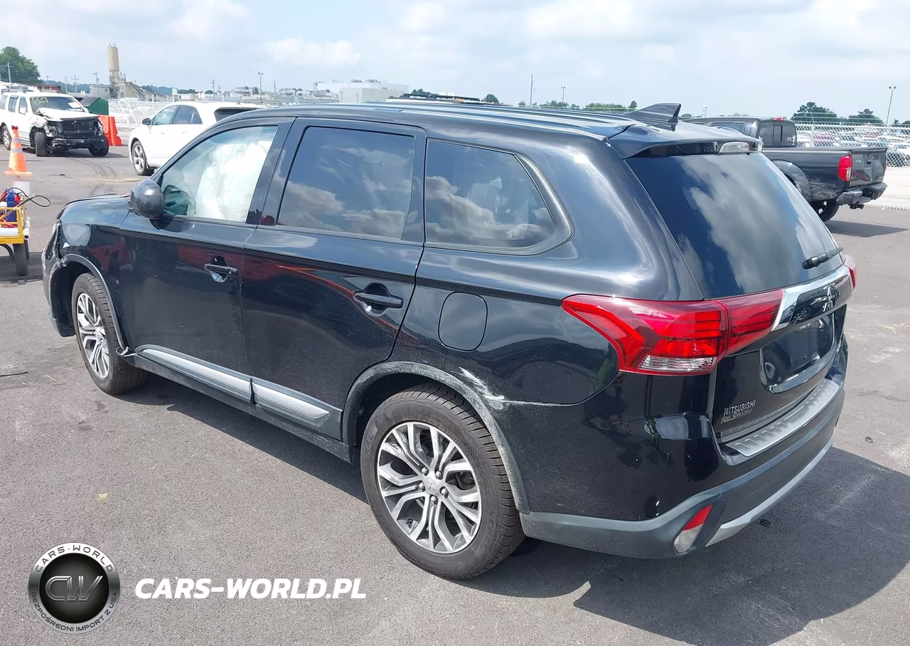 2018 Mitsubishi Outlander Es VIN:JA4AD2A34JZ000801 - 3