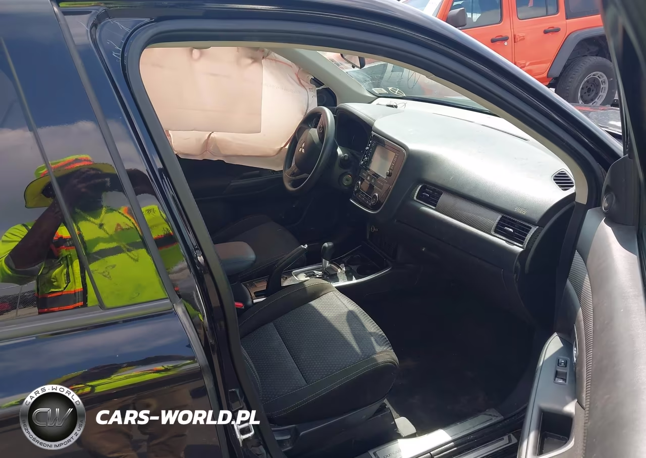 2018 Mitsubishi Outlander Es VIN:JA4AD2A34JZ000801 - 5