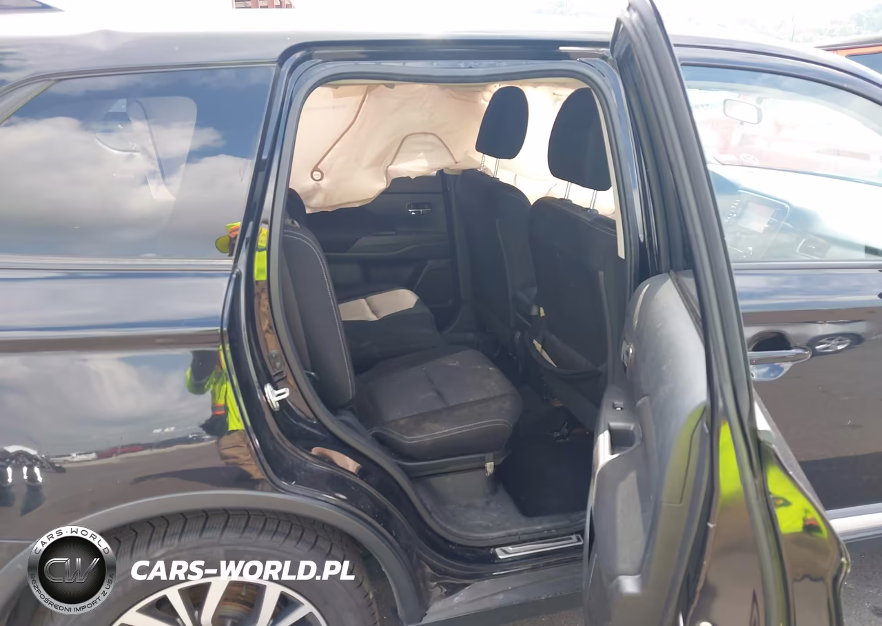 2018 Mitsubishi Outlander Es VIN:JA4AD2A34JZ000801 - 8