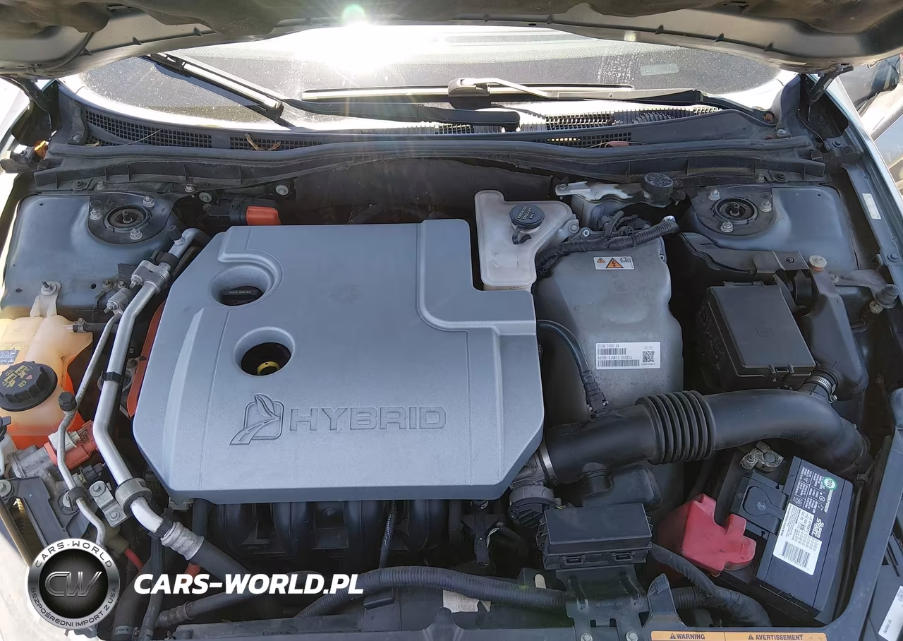 2012 Ford Fusion Hybrid VIN:3FADP0L34CR205883 - 10