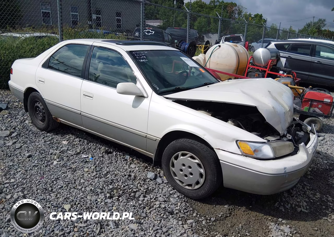 1999 Toyota Camry Le