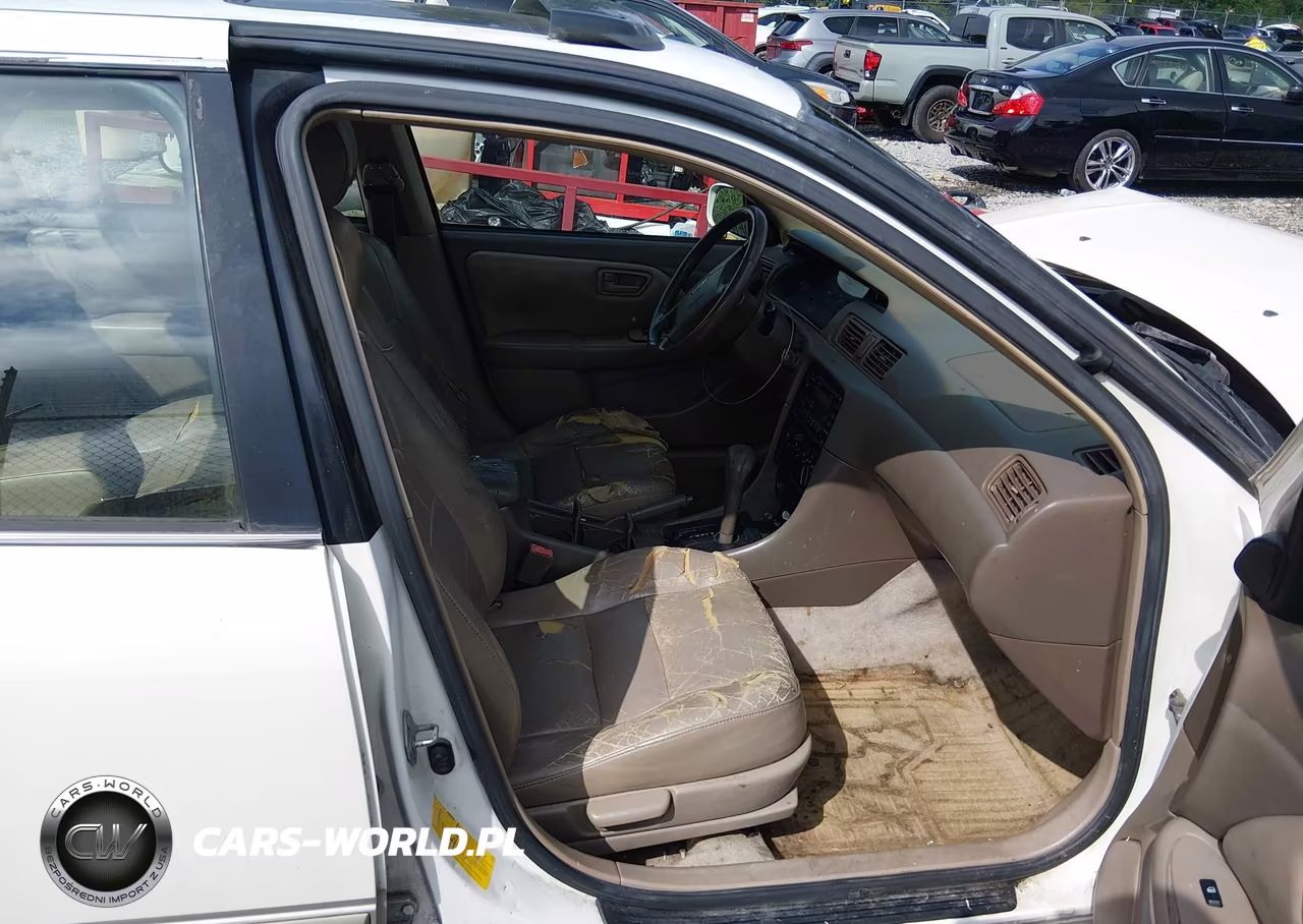 1999 Toyota Camry Le VIN:JT2BG28K9X0325996 - 5