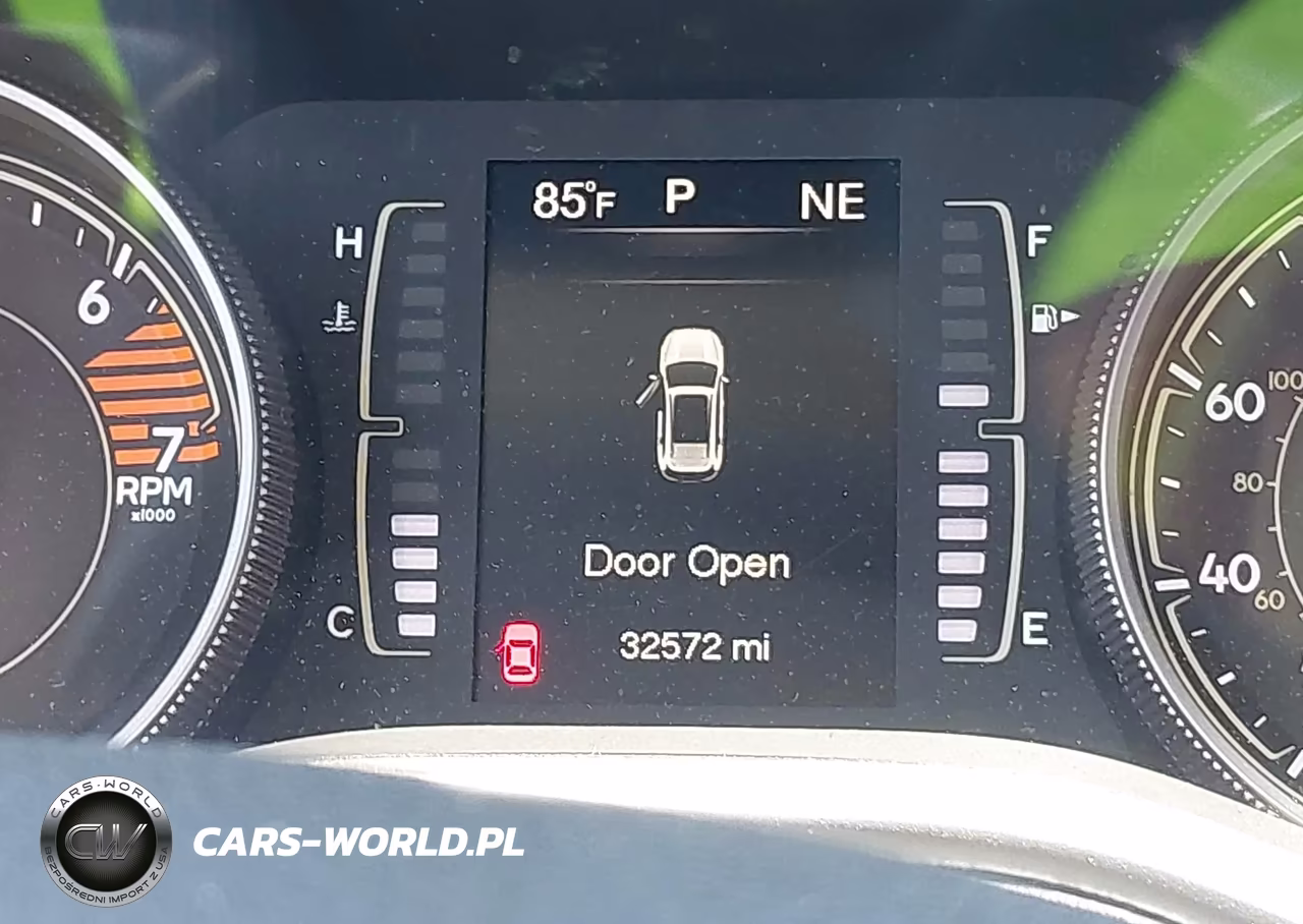 2017 Jeep Cherokee Sport VIN:1C4PJMABXHW664205 - 15