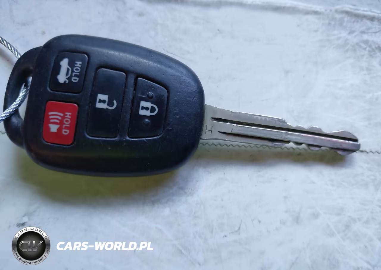 2015 Toyota Corolla S Plus VIN:5YFBURHE1FP352021 - 11