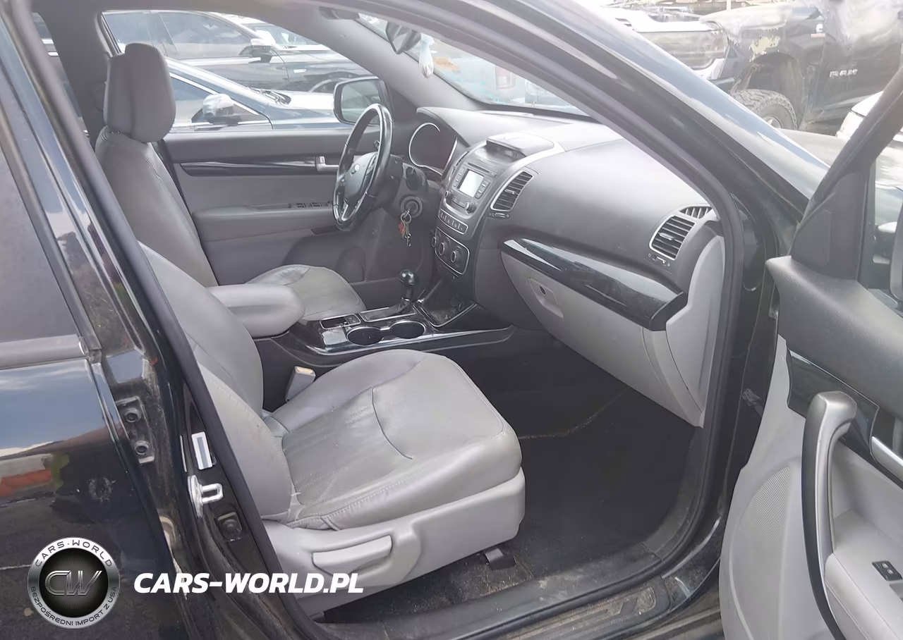 2015 Kia Sorento Lx VIN:5XYKT3A67FG659295 - 5