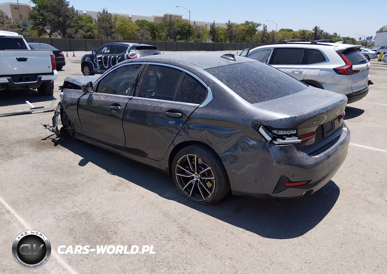 2020 BMW 330I xDrive VIN:WBA5R7C02LFH34043 - 3