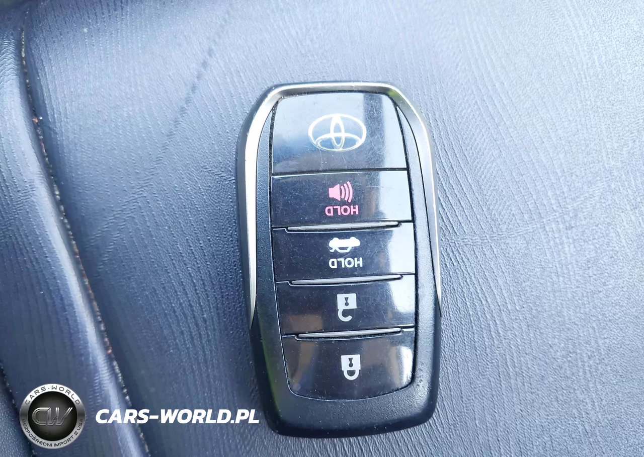 2017 Toyota Mirai VIN:JTDBVRBD9HA001474 - 11