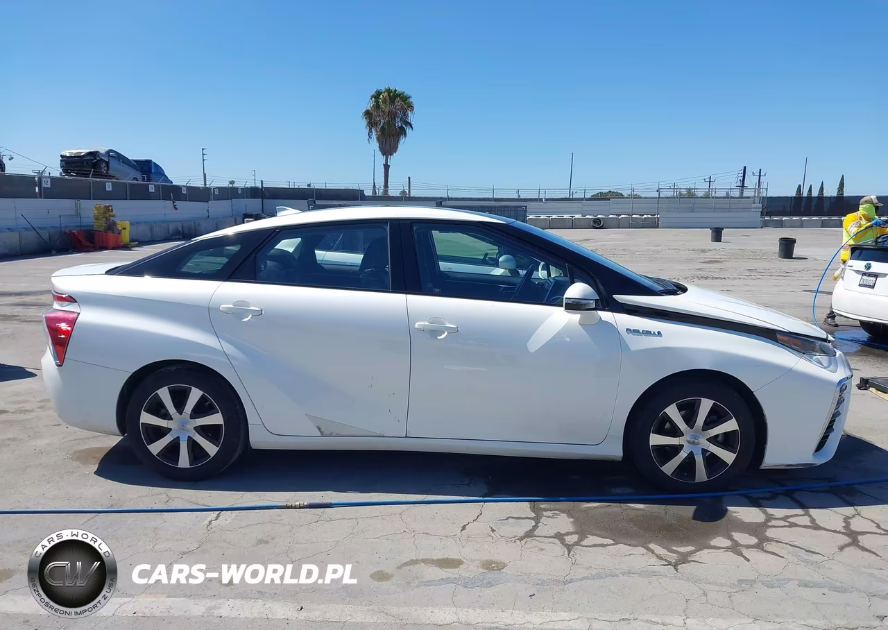 2017 Toyota Mirai VIN:JTDBVRBD9HA001474 - 13