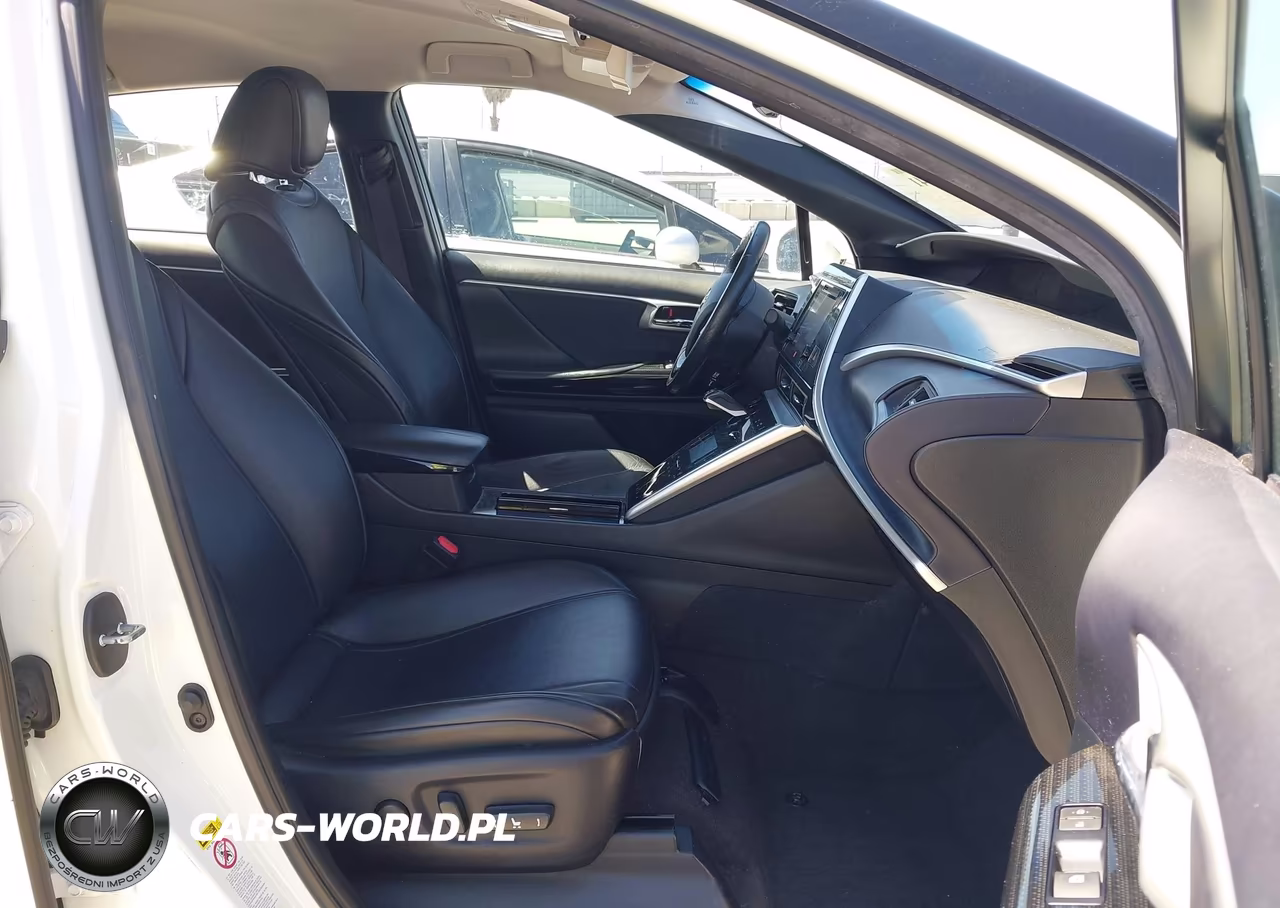 2017 Toyota Mirai VIN:JTDBVRBD9HA001474 - 5