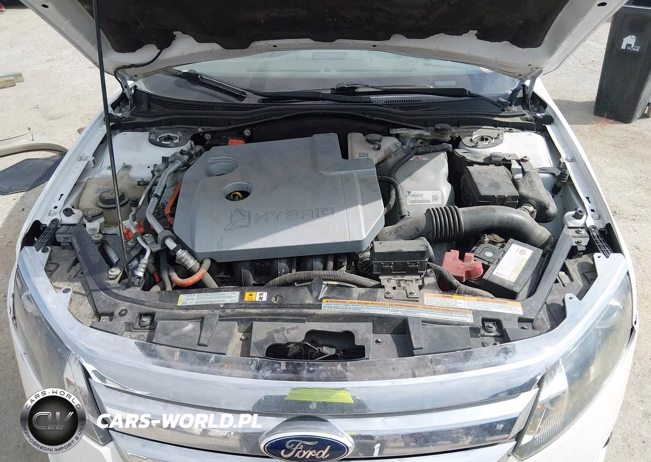 2012 Ford Fusion Hybrid VIN:3FADP0L30CR372578 - 10