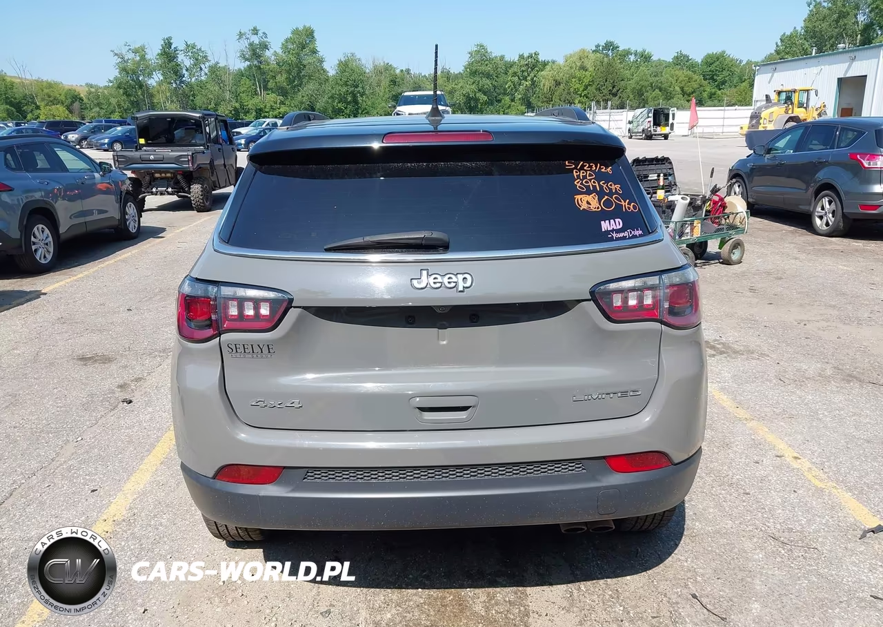 2019 Jeep Compass Limited 4X4 VIN:3C4NJDCBXKT780960 - 16