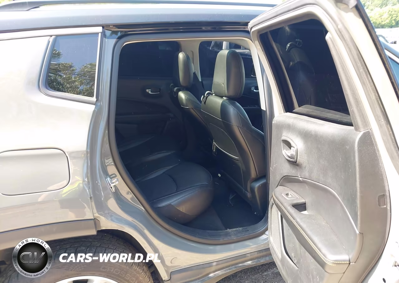 2019 Jeep Compass Limited 4X4 VIN:3C4NJDCBXKT780960 - 8