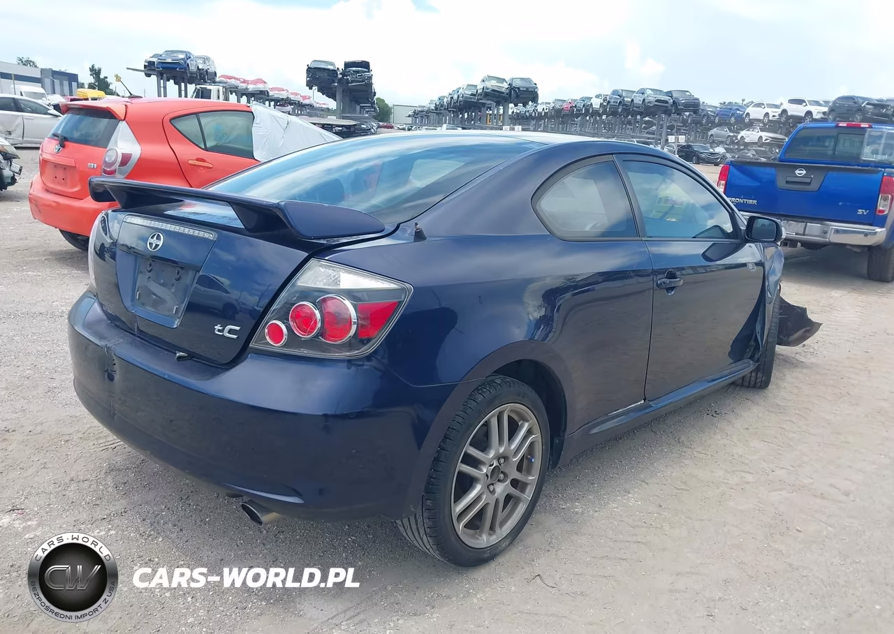 2010 Scion Tc VIN:JTKDE3B73A0313682 - 4