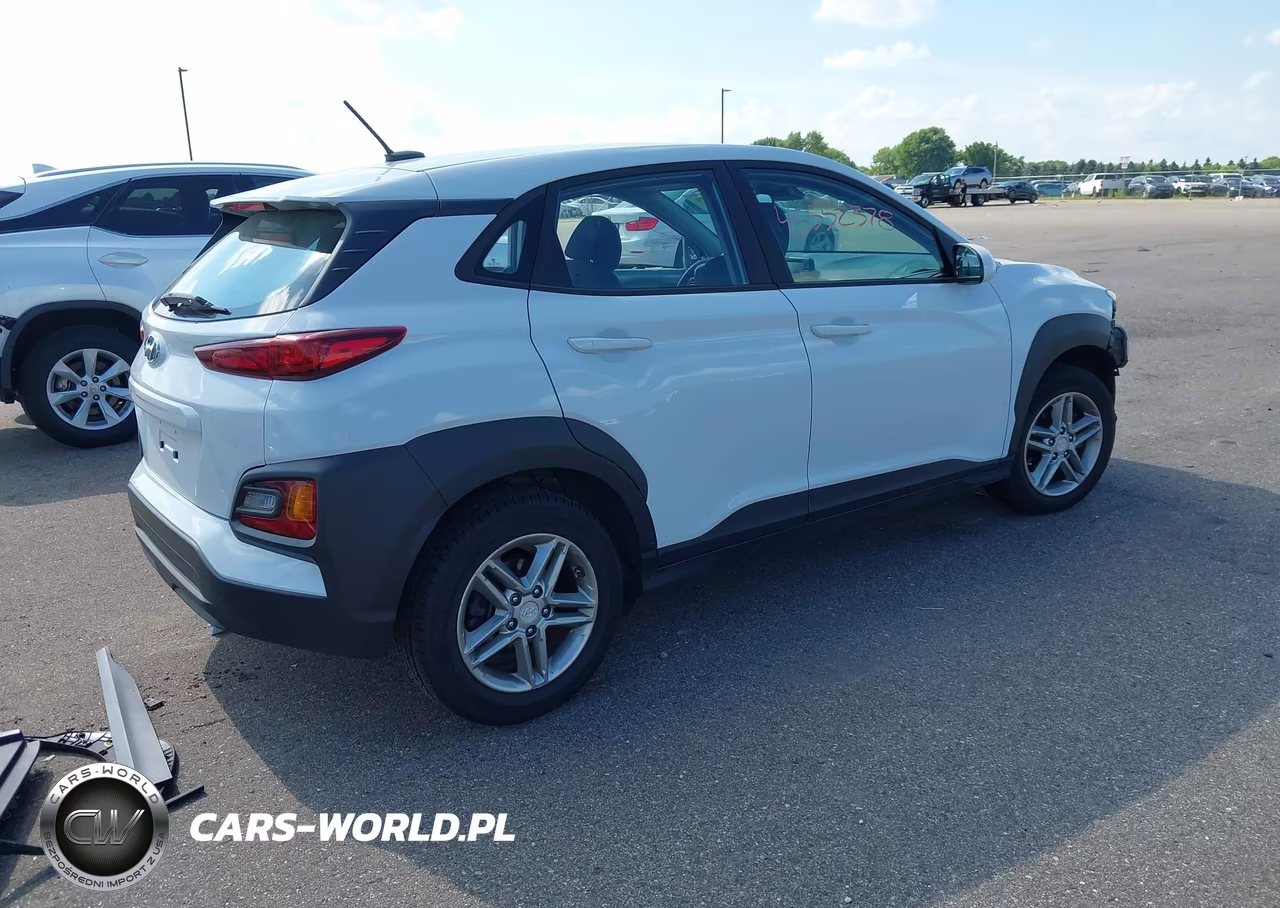 2020 Hyundai Kona Se VIN:KM8K12AA2LU477000 - 4