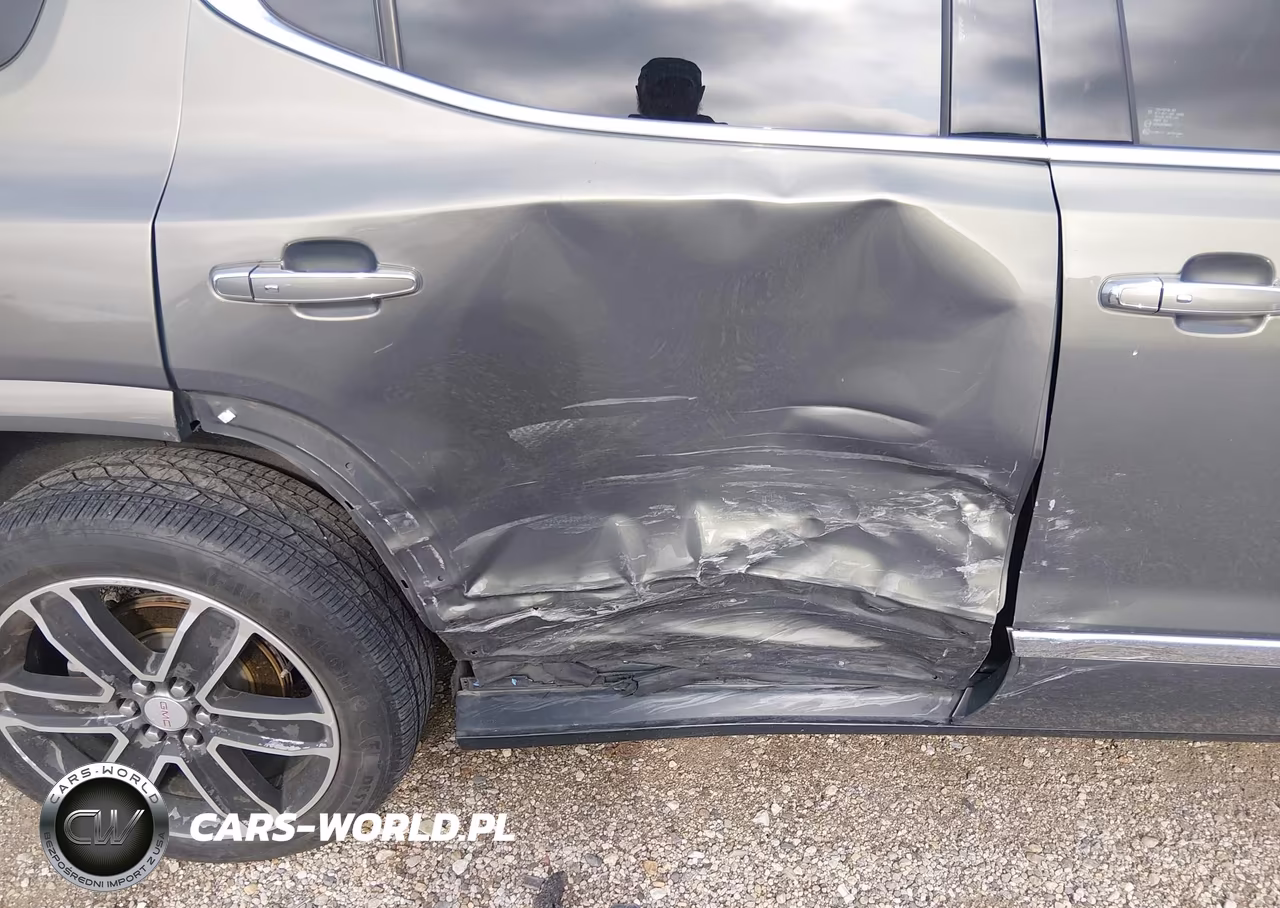 2017 GMC Acadia Denali VIN:1GKKNPLS4HZ196195 - 6
