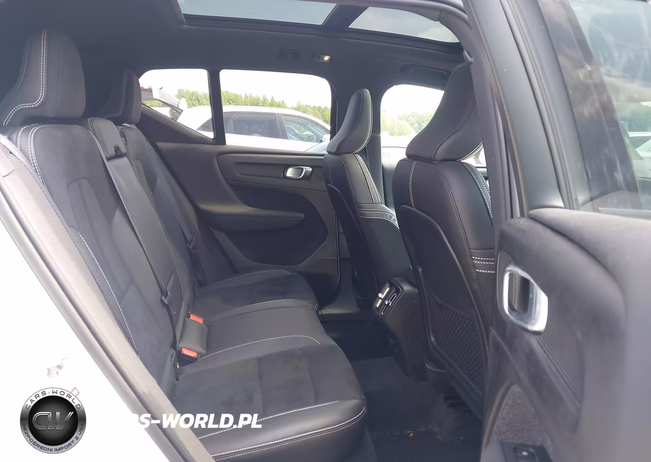 2019 Volvo Xc40 T5 R-Design VIN:YV4162UM4K2094299 - 8