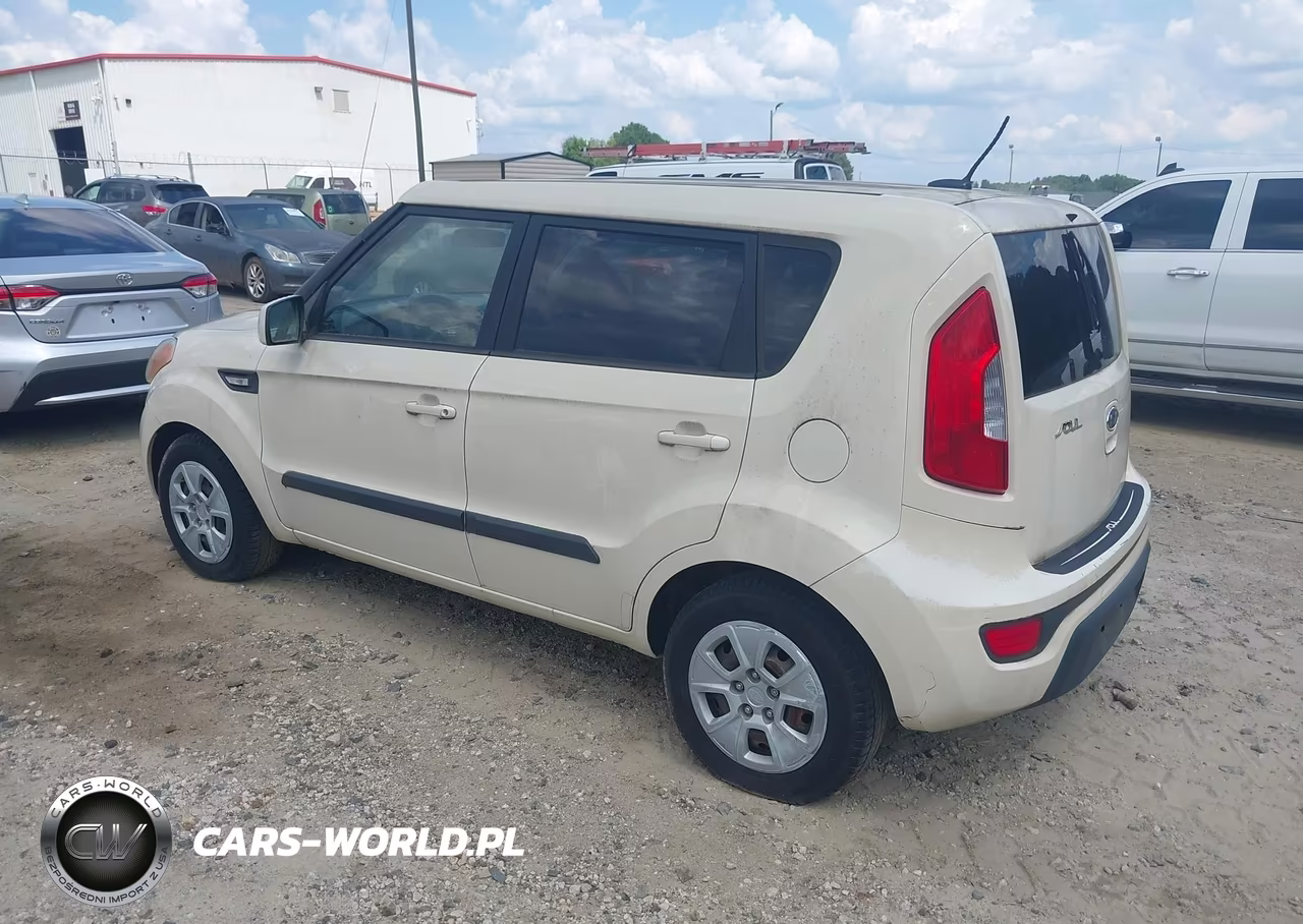 2012 Kia Soul VIN:KNDJT2A56C7447820 - 3