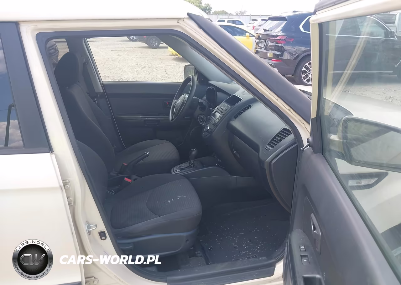 2012 Kia Soul VIN:KNDJT2A56C7447820 - 5