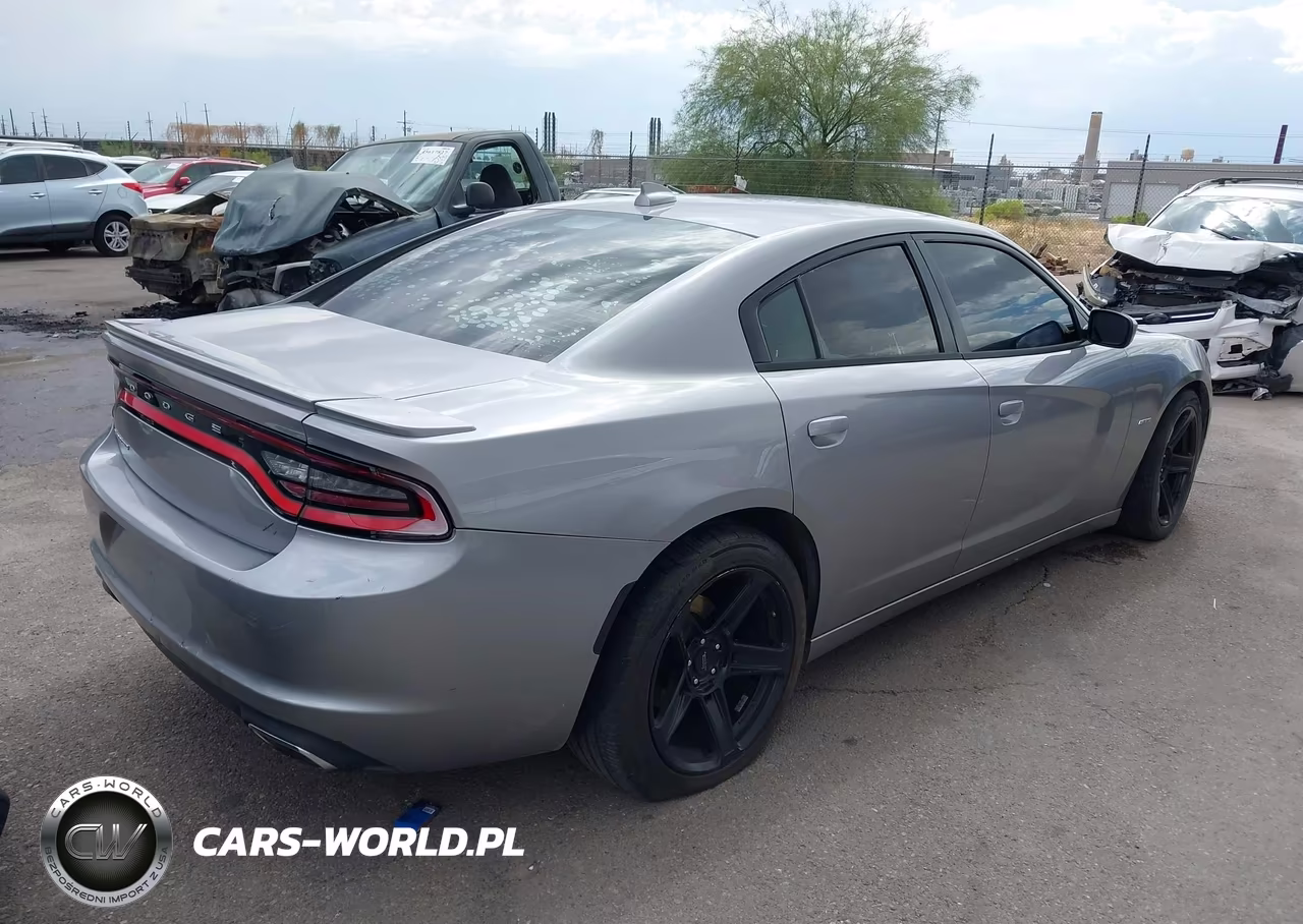 2016 Dodge Charger R-T VIN:2C3CDXCT4GH302160 - 4