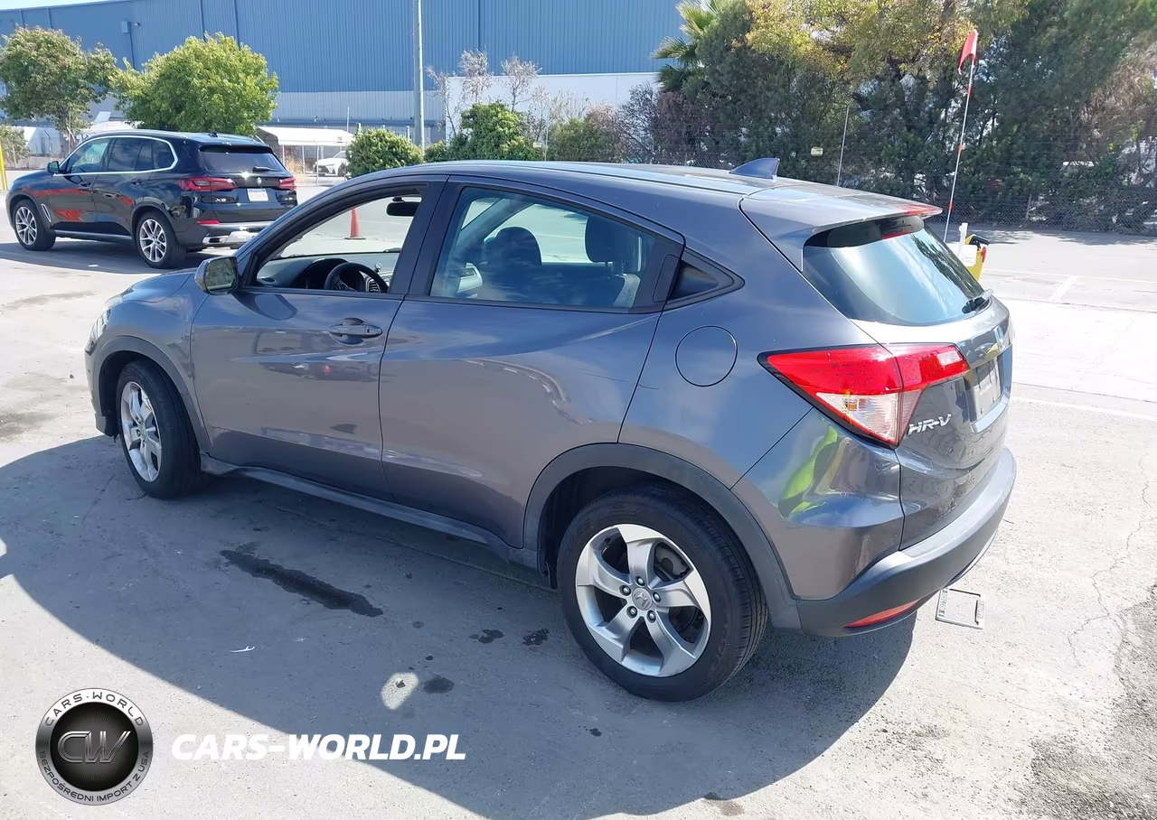 2017 Honda Hr-V Lx VIN:3CZRU6H3XHG706262 - 3
