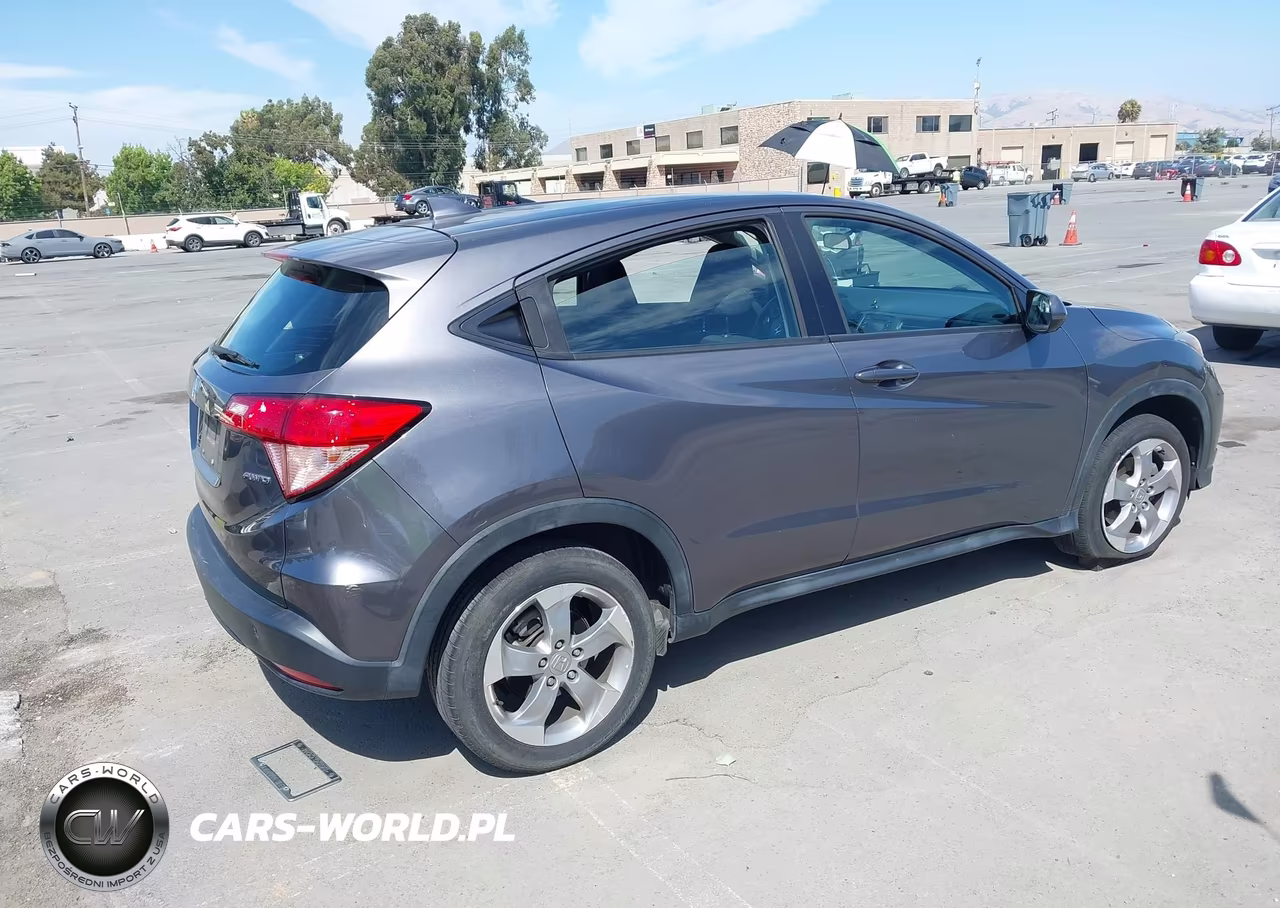 2017 Honda Hr-V Lx VIN:3CZRU6H3XHG706262 - 4