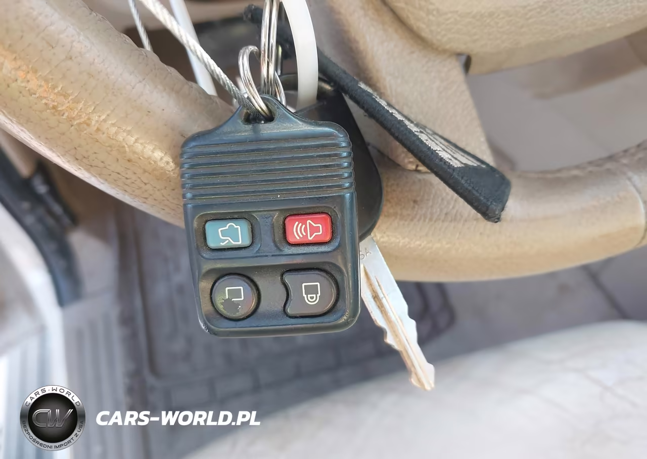 2010 Ford Explorer Eddie Bauer VIN:1FMEU6EEXAUA87395 - 11