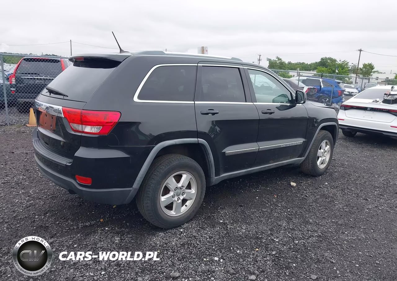2012 Jeep Grand Cherokee Laredo VIN:1C4RJFAG7CC178364 - 4