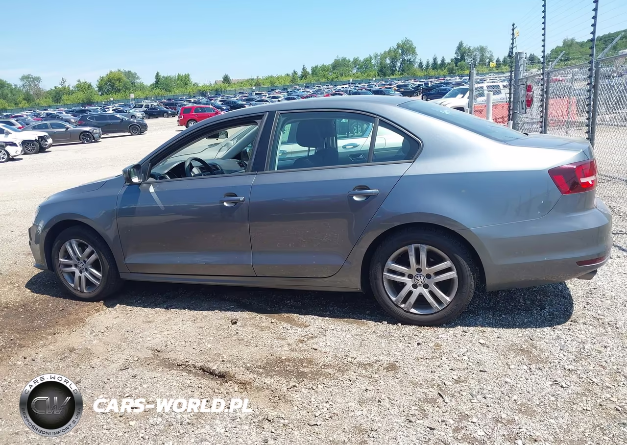 2018 Volkswagen Jetta 1.4T S VIN:3VW2B7AJ3JM260570 - 14