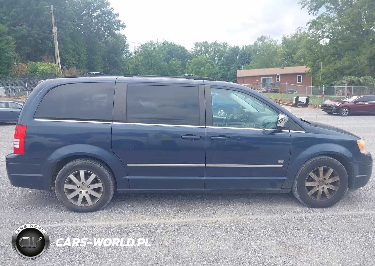 2009 Chrysler Town & Country Touring VIN:2A8HR54169R676943 - 14